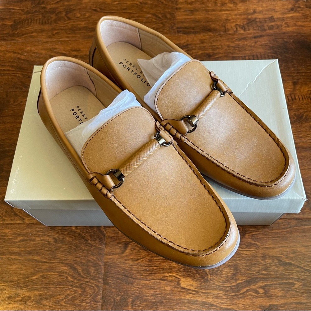 SOLD Perry Ellis Portfolio